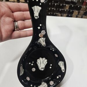 Black Ghost Spoon Rest